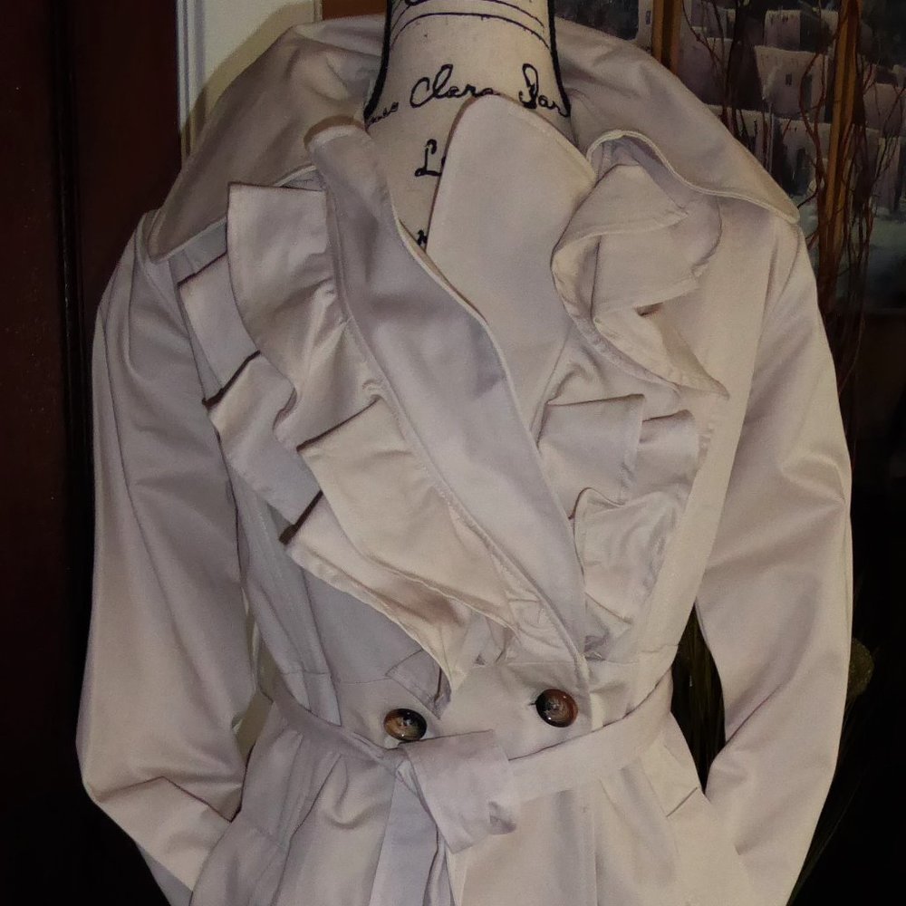 TRENCH COAT-ISH, RUFFLED, DARLING, FEMININE, TOO-TOO DARLING TRENCH